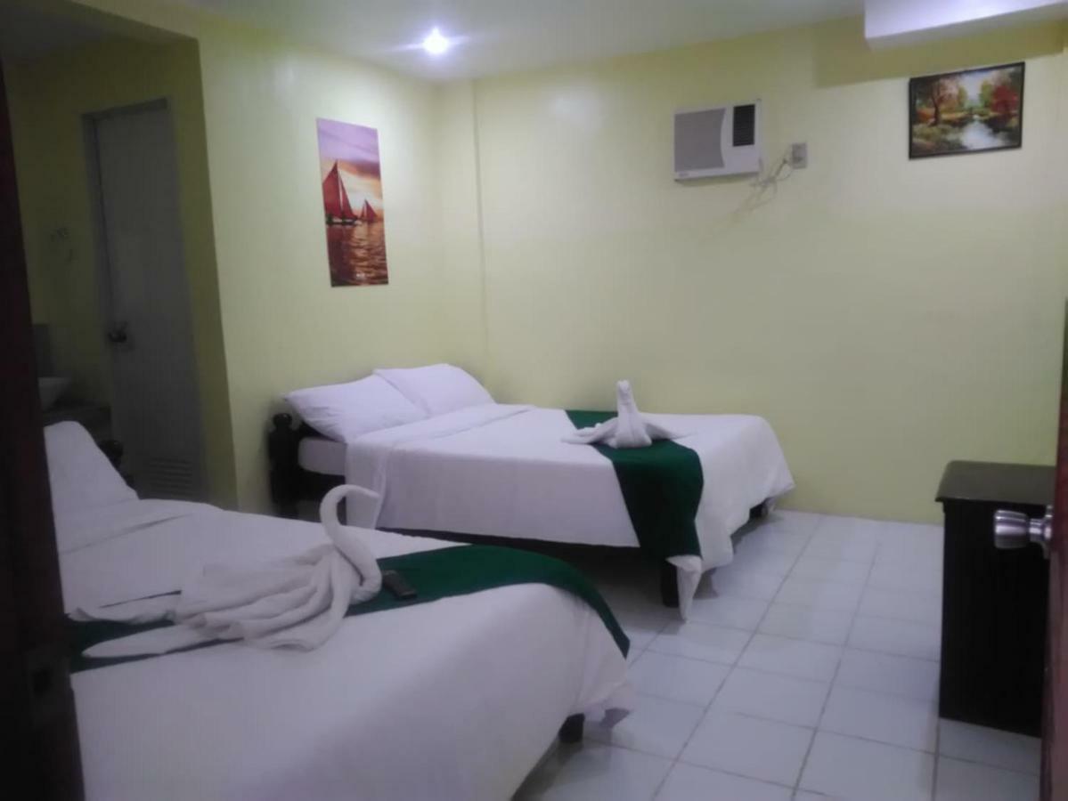 El Moro Beach Resort (Adults Only) Balabag  المظهر الخارجي الصورة