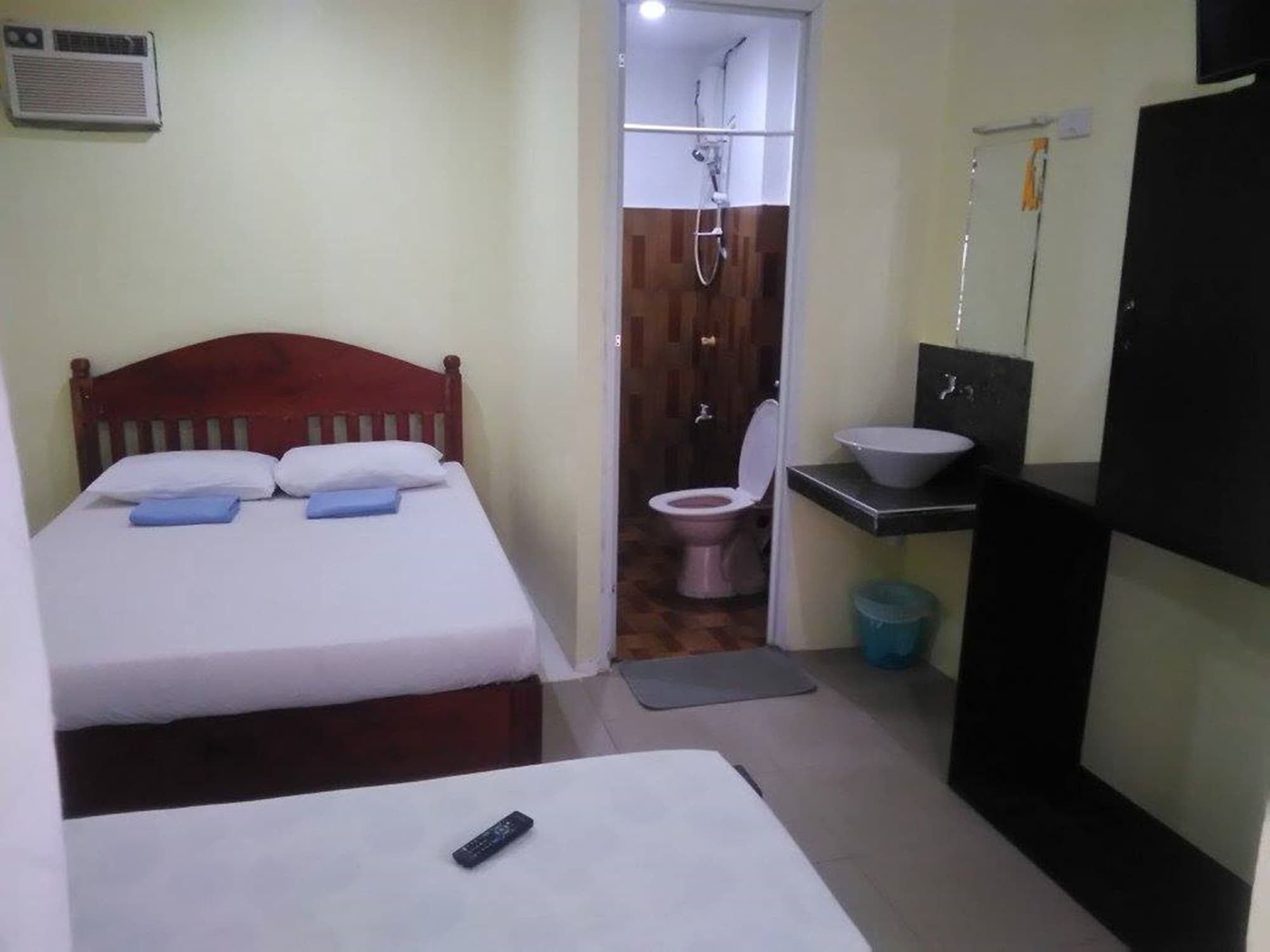 El Moro Beach Resort (Adults Only) Balabag  المظهر الخارجي الصورة